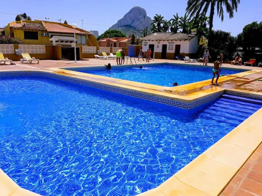 Bungalow In Calpe - Swimming Pool And Tennis Court Exterior photo